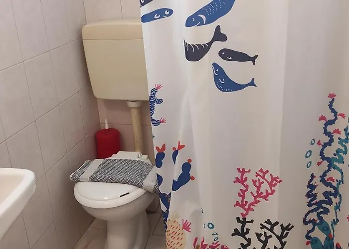 Aparthotel Loukia & 3*