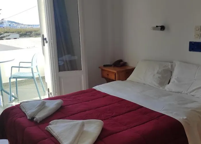 Loukia & Aparthotel 3*