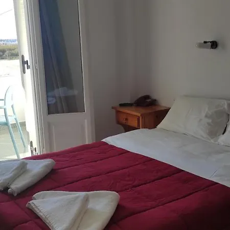 Loukia & Studios Aparthotel 3*